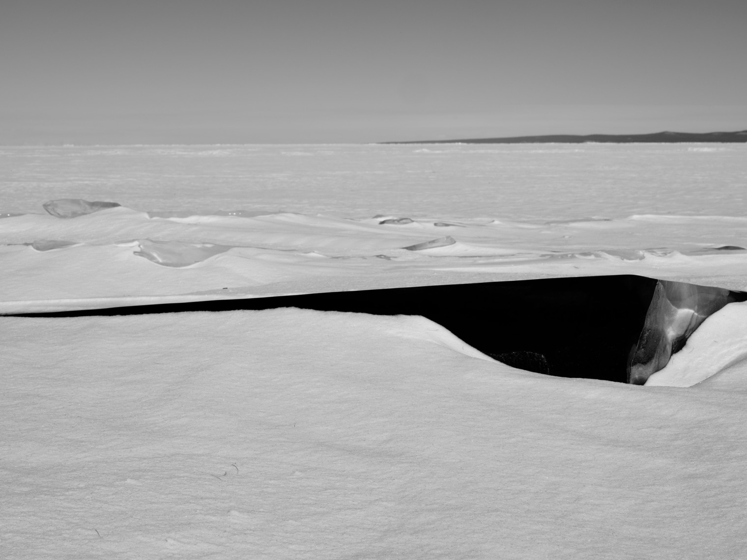 Frozen-Lake-Mongolia47